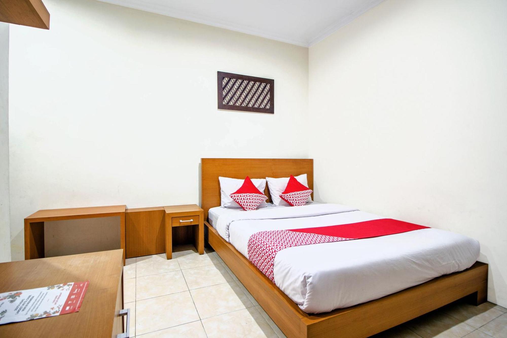Super Oyo 250 De'Gadri Ndalem Hotel Jarakan Luaran gambar