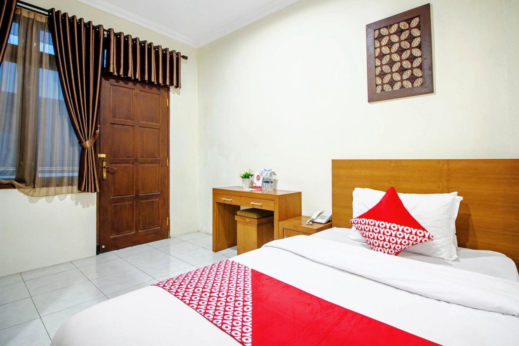 Super Oyo 250 De'Gadri Ndalem Hotel Jarakan Luaran gambar