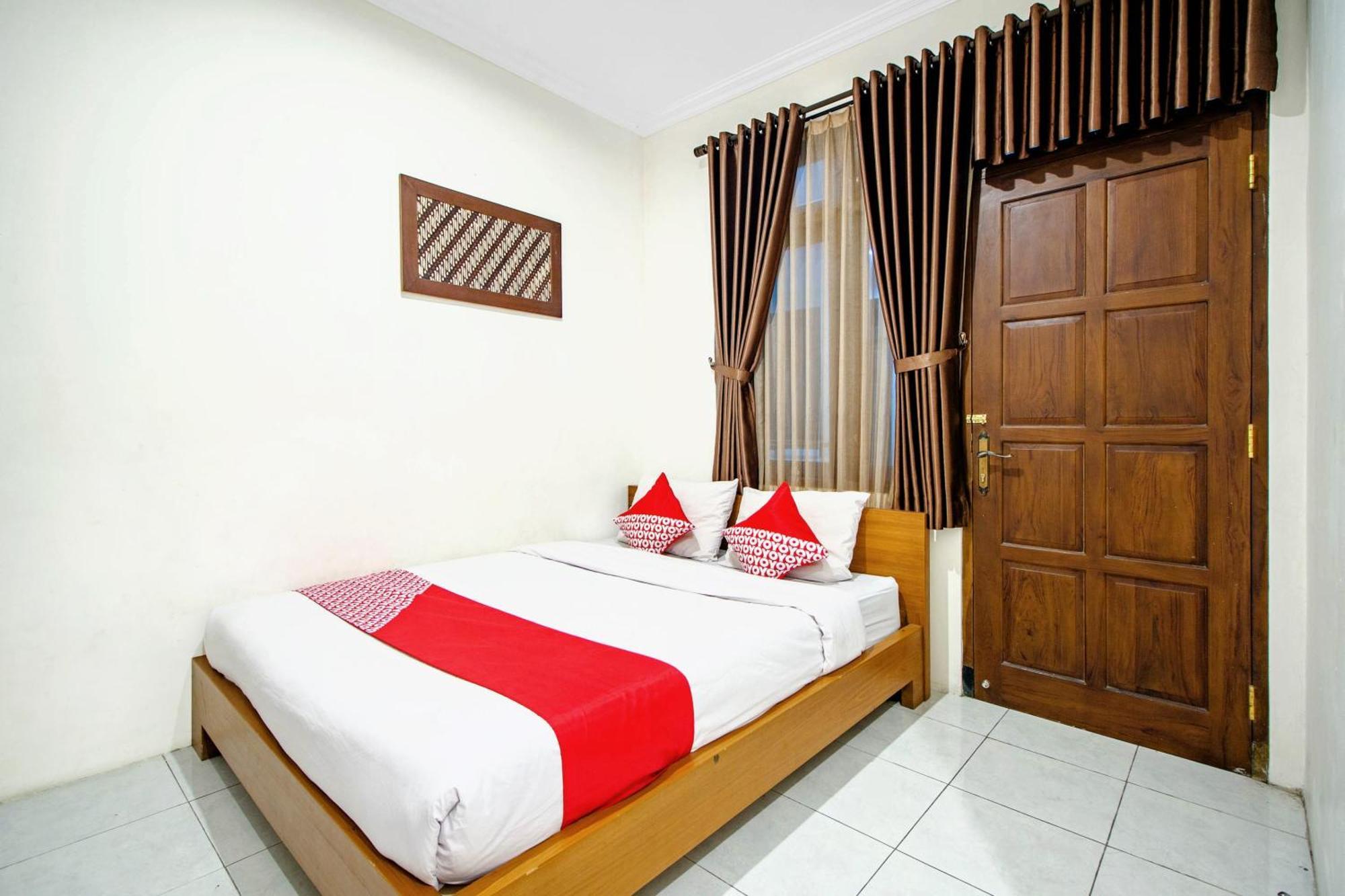 Super Oyo 250 De'Gadri Ndalem Hotel Jarakan Luaran gambar