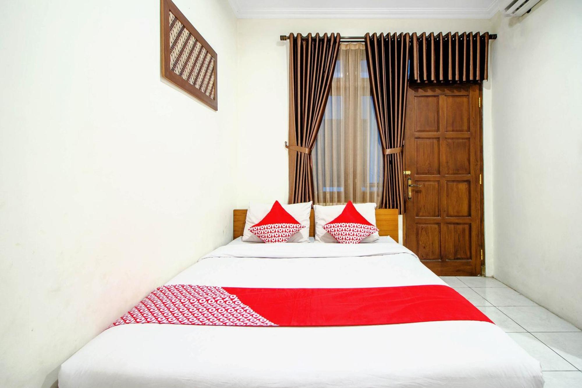 Super Oyo 250 De'Gadri Ndalem Hotel Jarakan Luaran gambar